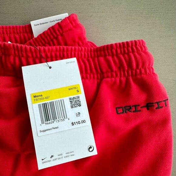 Nike Small Dri-FIT Standard Issue Basketball Pants Red FB7003-657 NWT - Picture 8 of 9